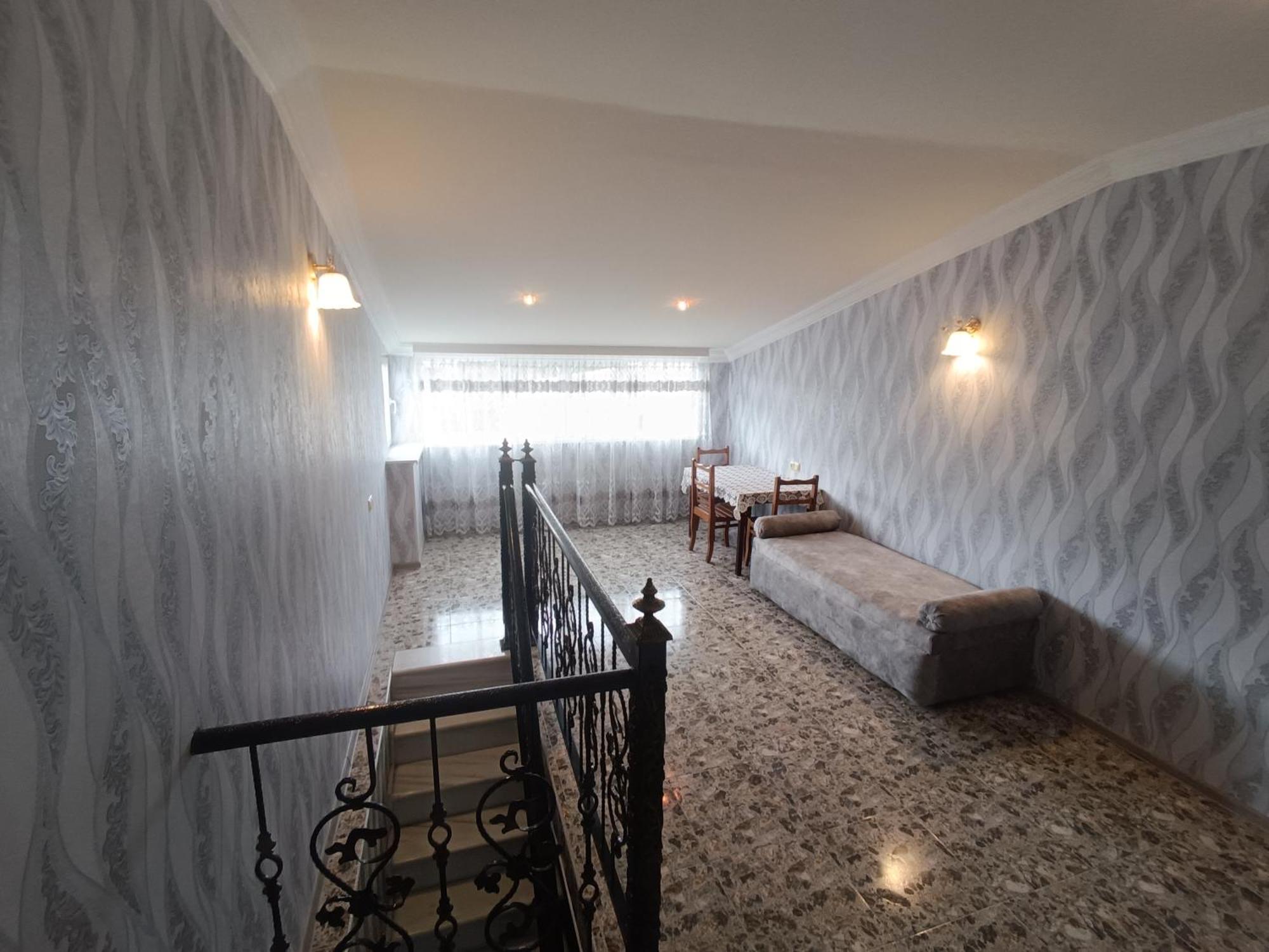 Light House Hotel Kutaisi Exterior photo
